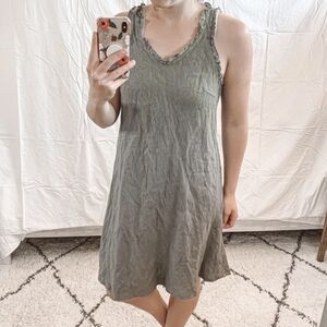 Green Sleeveless Linen V-Neck Mini Sundress